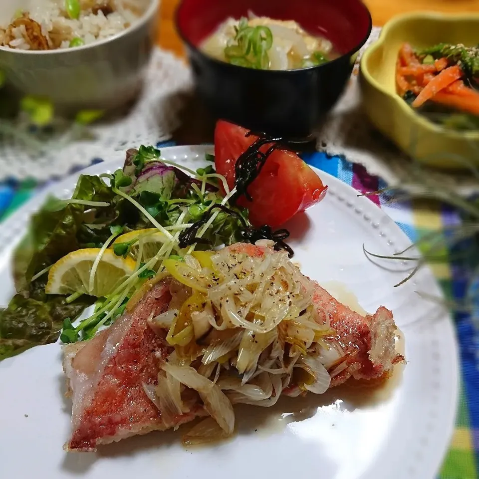 赤魚の唐揚げ 香りネギ添え|とまと🍅さん