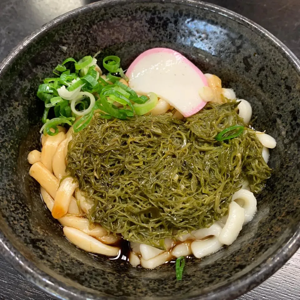 Snapdishの料理写真:めかぶ伊勢うどん|Morito Kamiyaさん