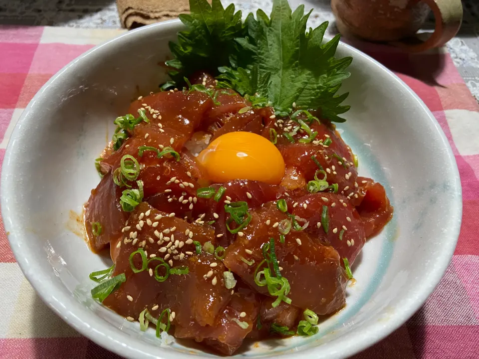 マグロのユッケ丼|ハルのただ飯さん