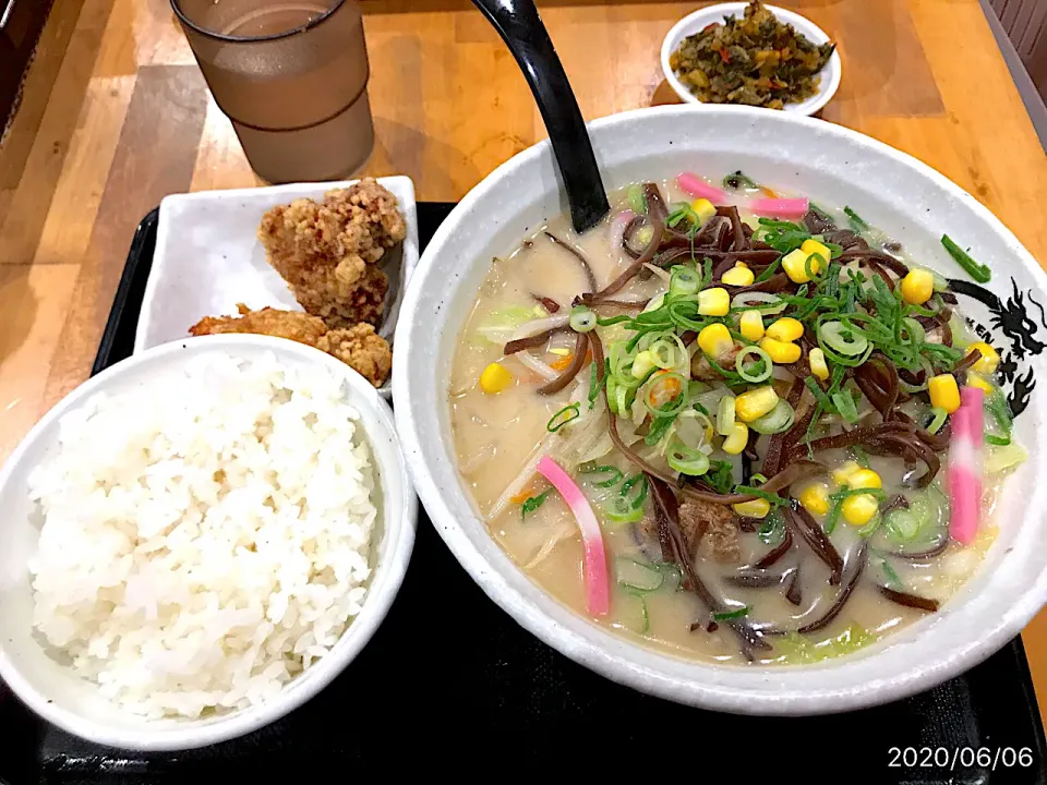 東龍軒　ちゃんぽん定食|コージ💫さん