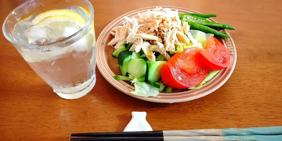 ササミサラダとレモン🍋サワー|裕子さん