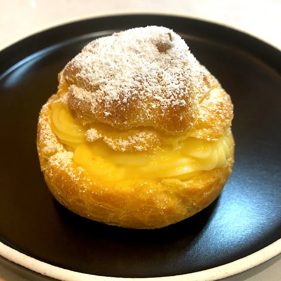 Japanese Cream Puffs|Laarni Nabongさん