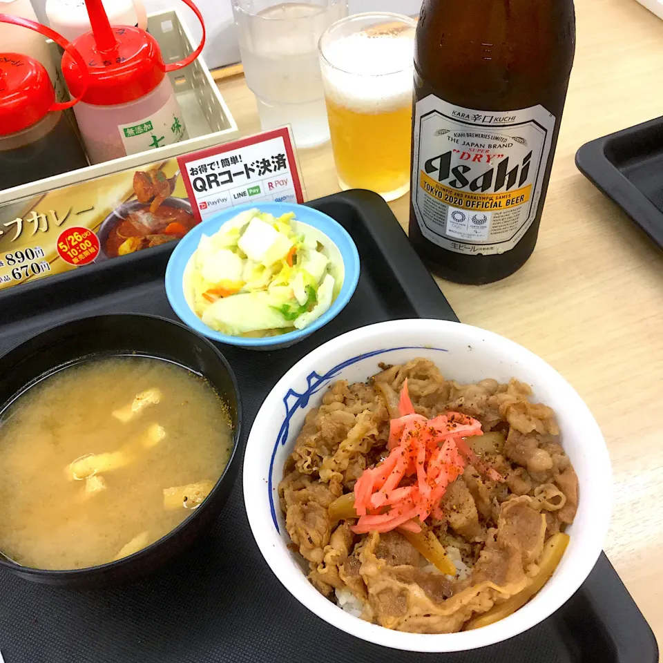 2020年６月8日男前美容師の朝ごはん　ゴルフ前の松屋牛丼＆ビール🍻|Booパパさん