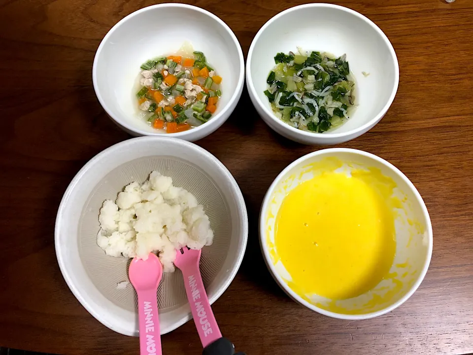 Snapdishの料理写真:９ヶ月児の離乳食6/4朝7:10-7:35|みさわはやとさん