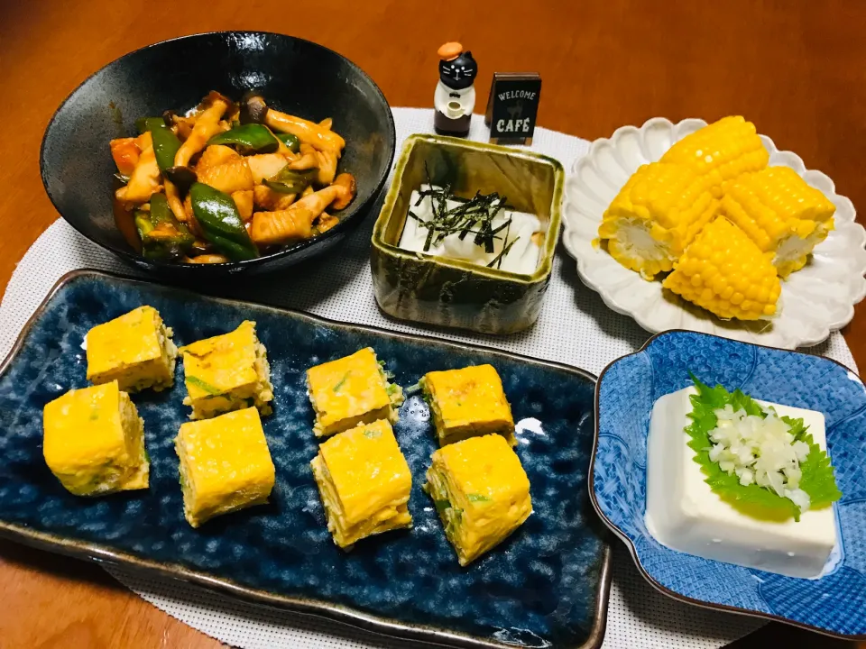 ☆Chieco☆さんの料理 ★今日のお弁当★
☆鶏むね肉の唐揚げ
☆鶏そぼろと小ネギ入りの玉子焼き
☆切り昆布の煮物
☆鮭|バシュランさん