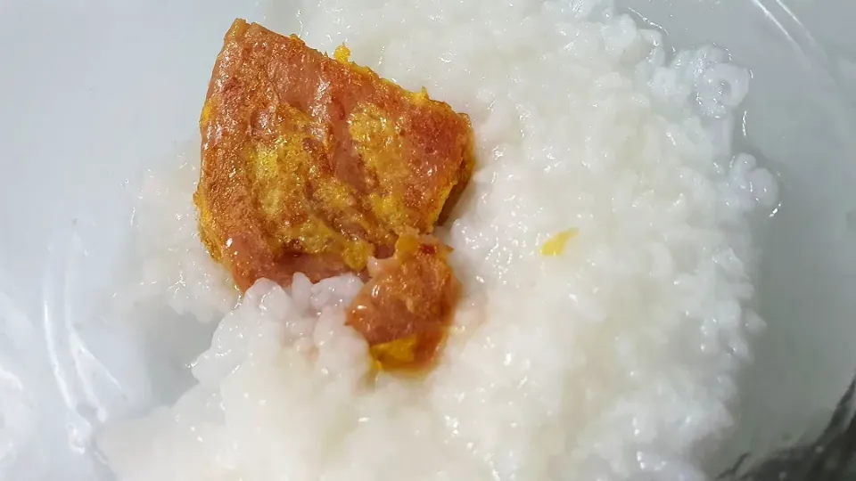 🤤luncheon meat egg porridge|🌷lynnlicious🌷さん