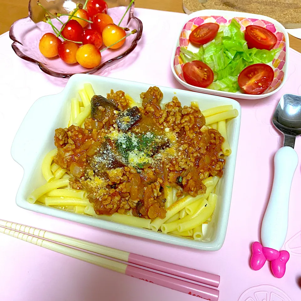 3歳娘のナスミートパスタ🍝|かなママさん