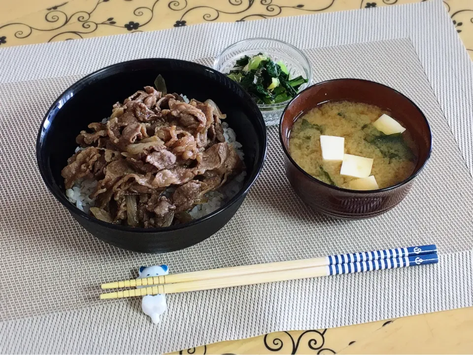 焼肉丼＊昼食|チムニーさん