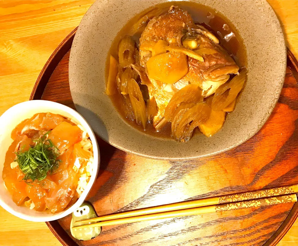 Snapdishの料理写真:＊鯛のアラ煮＊鯛の漬け丼|まぁちゃんさん