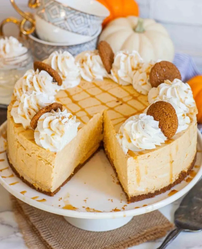 Snapdishの料理写真:No bake pumpkin cheesecake|Rowaidaさん