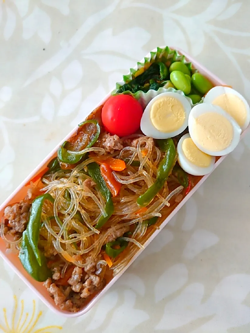 Snapdishの料理写真:私のお弁当

春雨中華炒めを乗せました。|🍒ふみりん🍒さん