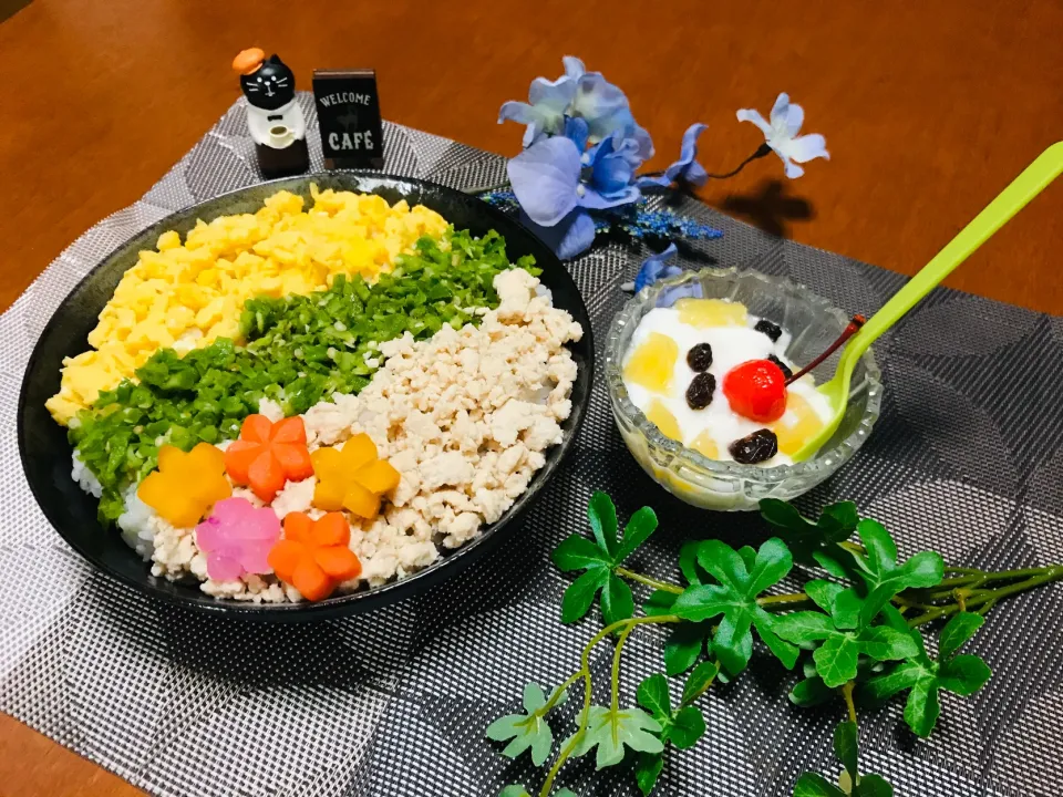 Snapdishの料理写真:「そぼろ3色丼」|バシュランさん