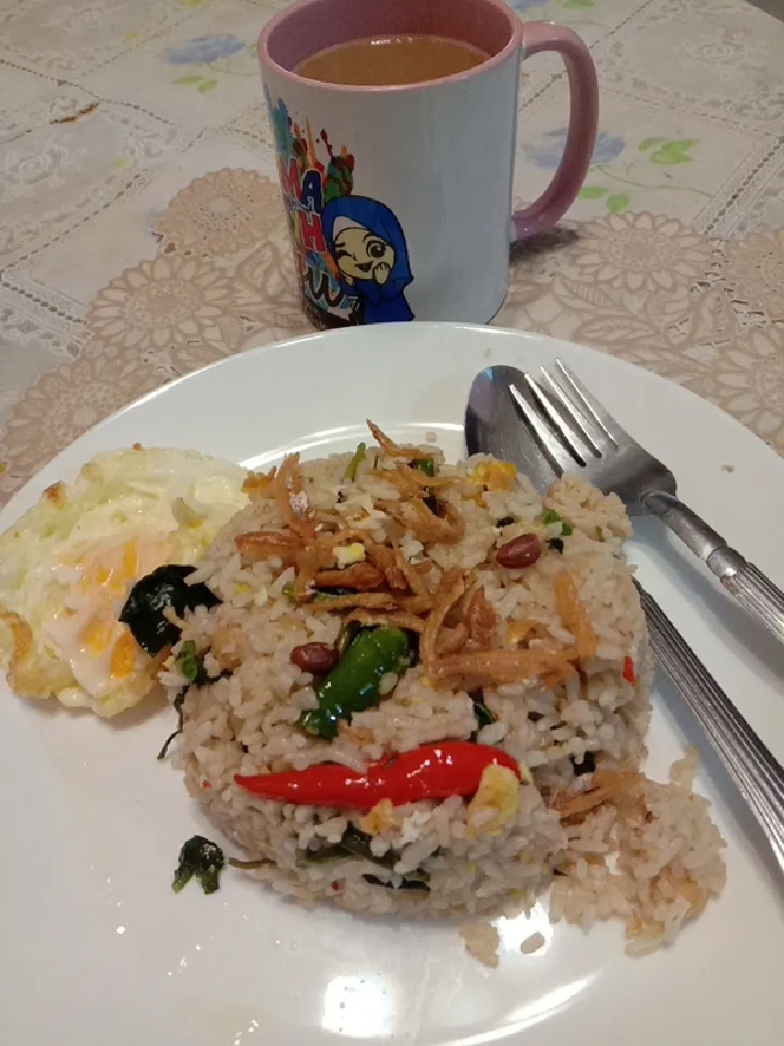 Nasi Goreng Kampung uols..|Nora'shiqin Sayutiさん