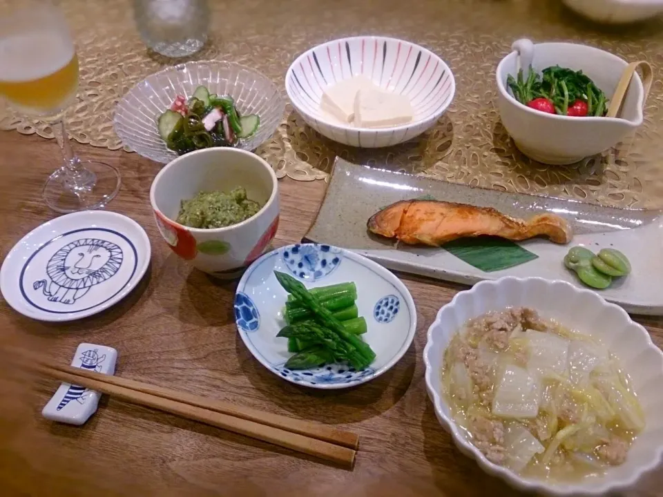 たこときゅうりの酢の物のある食卓|古尾谷りかこさん