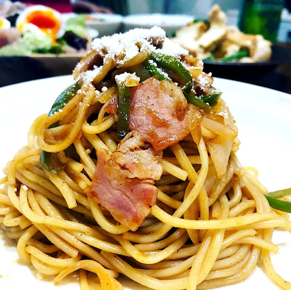 焼きそば麺でナポリタン🍝|ハマちゃんさん