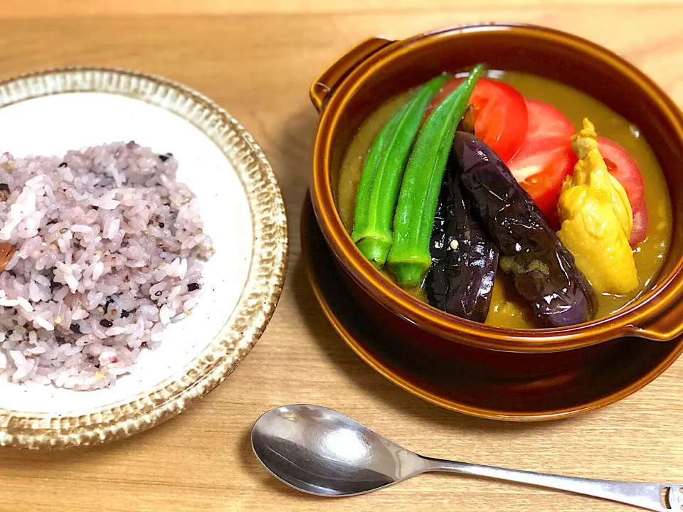 夏野菜のスープカレー|りえままキッチンさん