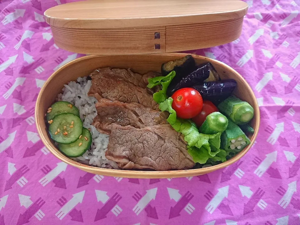 🍖焼肉弁当🍖|クロ母さんさん