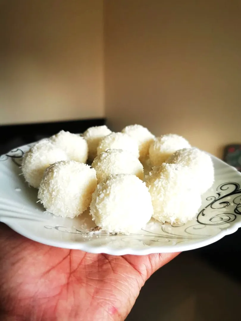 Raffaello Balls 
#Sweet|meghaさん