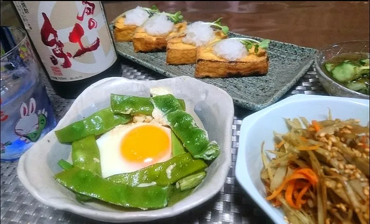 Snapdishの料理写真:モロッコいんげん豆に卵✴️
  きんぴらごぼう
  焼き厚揚げ
  もずくきゅうり🥒|びせんさん