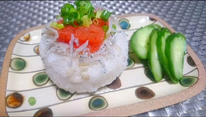 明太子 ・ちりめん
 ごま油かけおにぎり🍙|びせんさん