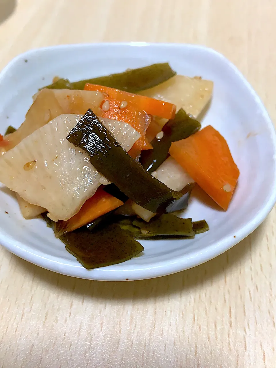 だいこんと人参の即席漬け🥕🥒|harapekoaomushiさん