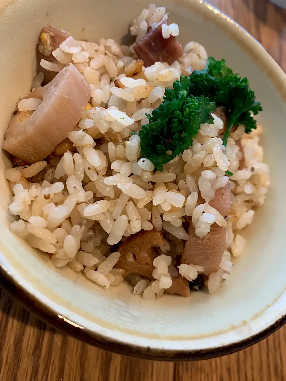 Snapdishの料理写真:Shrimp & lotus root pilaf|HouseHusさん