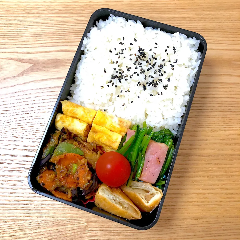 木曜日の旦那さんのお弁当🍙|むさけんさん