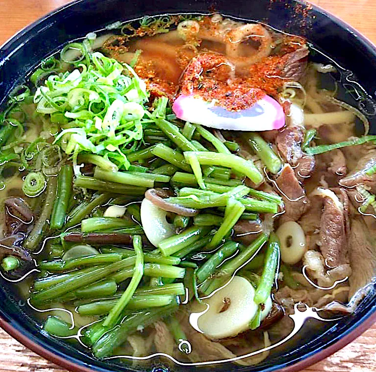 「山菜うどん」でお昼|ばくあんしゃさん