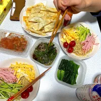 Snapdishの料理写真:冷やし中華　ささみのまきまき|はらさん