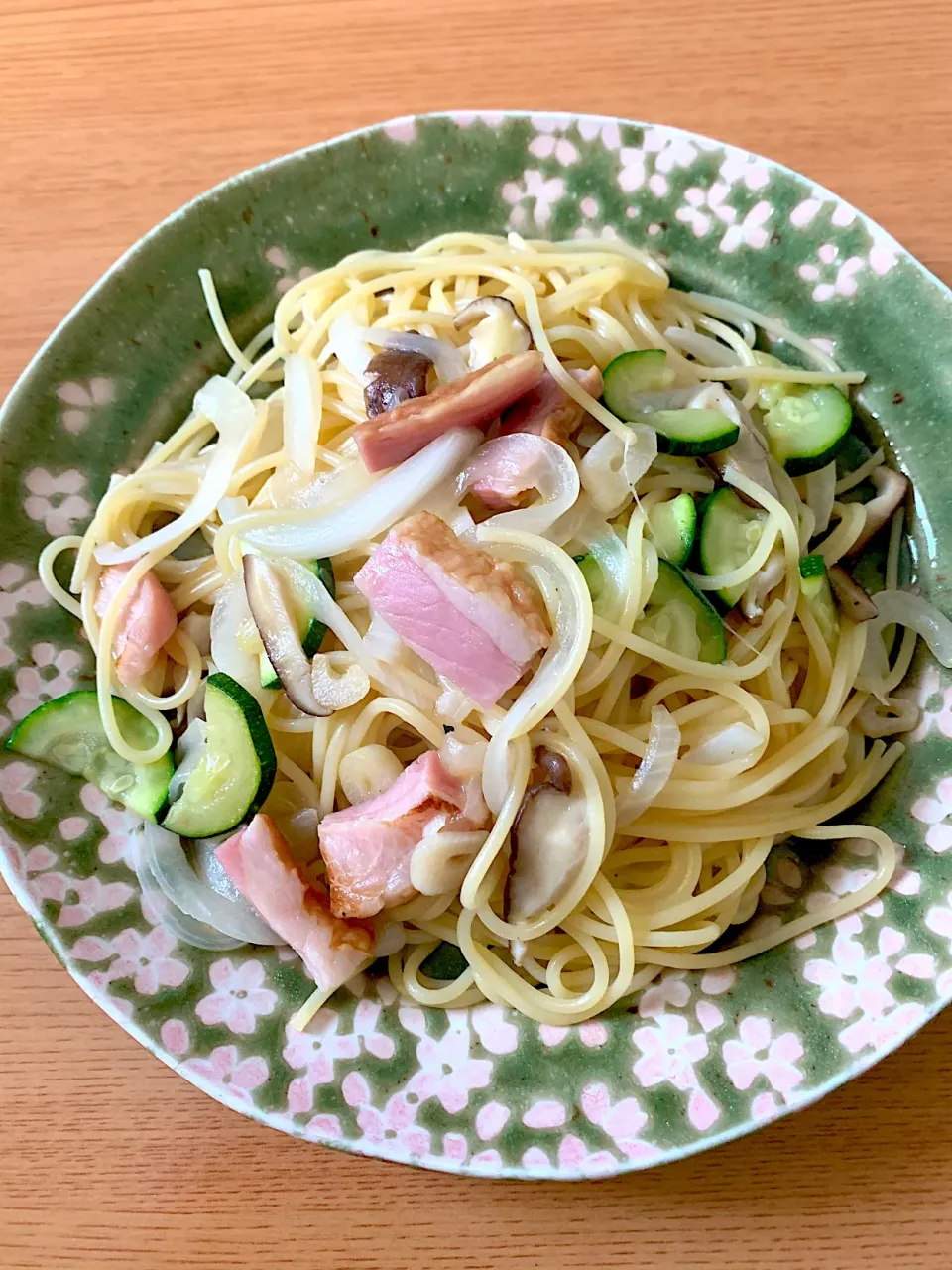 Snapdishの料理写真:バター醤油パスタ|Rickyさん