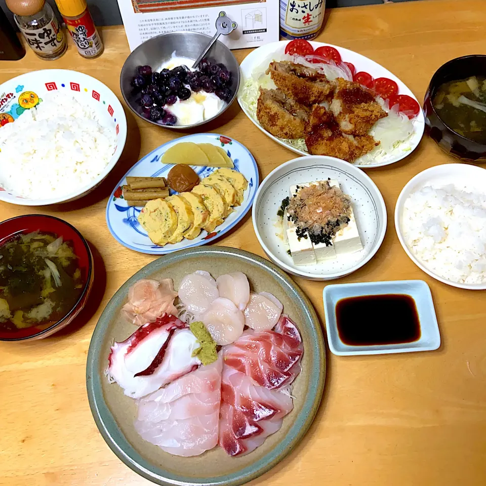 Snapdishの料理写真:天然真鯛お刺身〜💕|Makokoさん