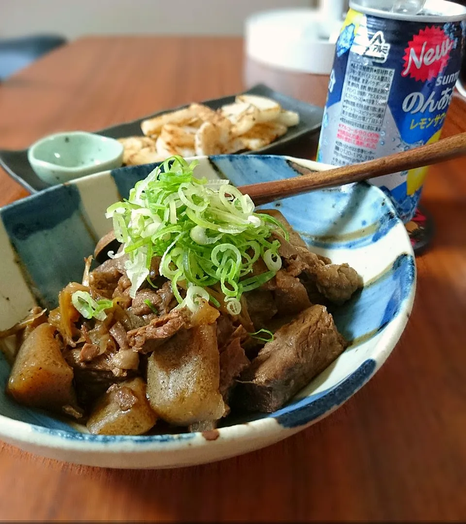 牛すじ煮込み|まりおさん