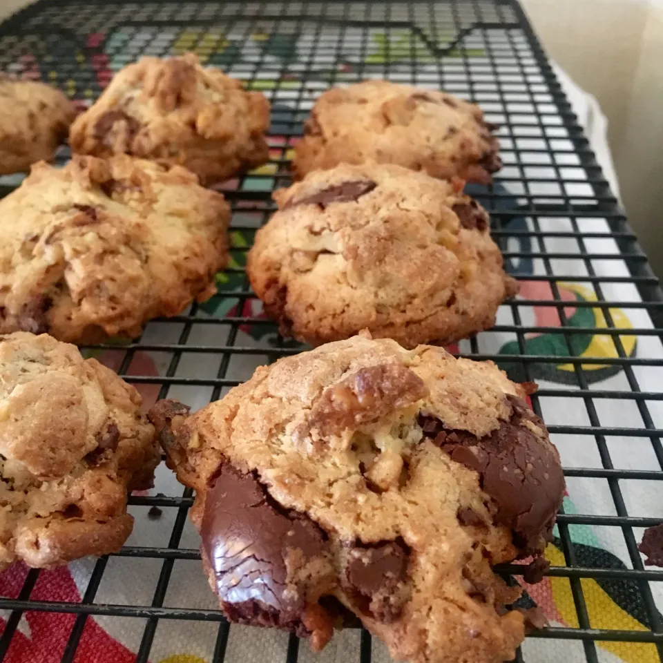 チョコレートチャンクとクルミのドロップクッキー🍪Easy Chocolate Chunk Walnut Drop Cookies|Miboさん