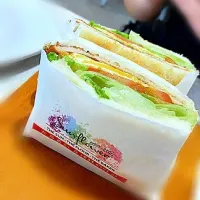 Breakfast Sandwiches|Jeffrey Angさん