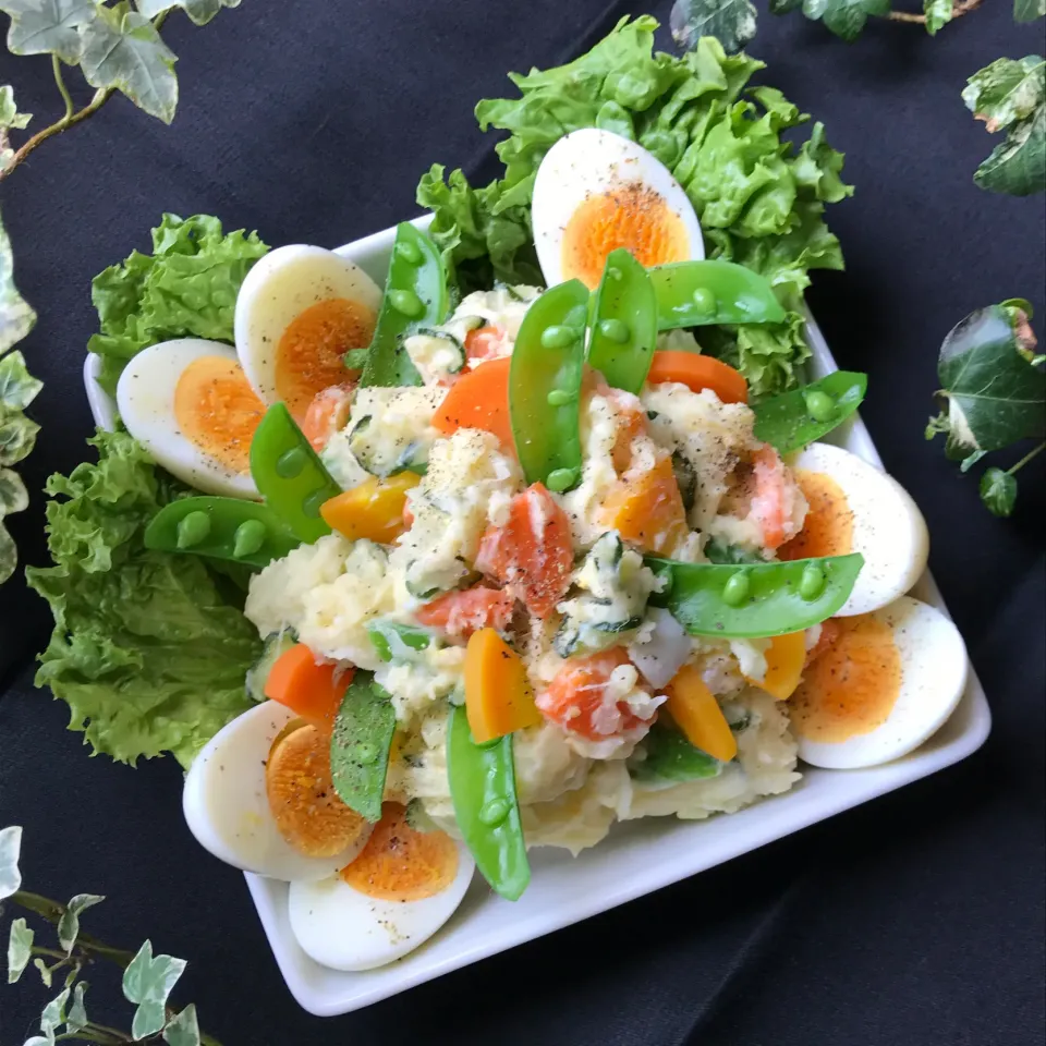 🥔🥗我が家の野菜たっぷりポテトサラダ🥗🥔|Hollyさん