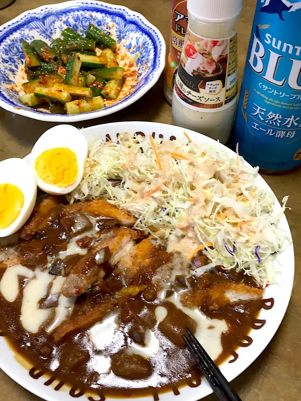 チキンカツカレーのチーズソース入り、韓国風たたきキュウリ💖|Norio Fukudaさん