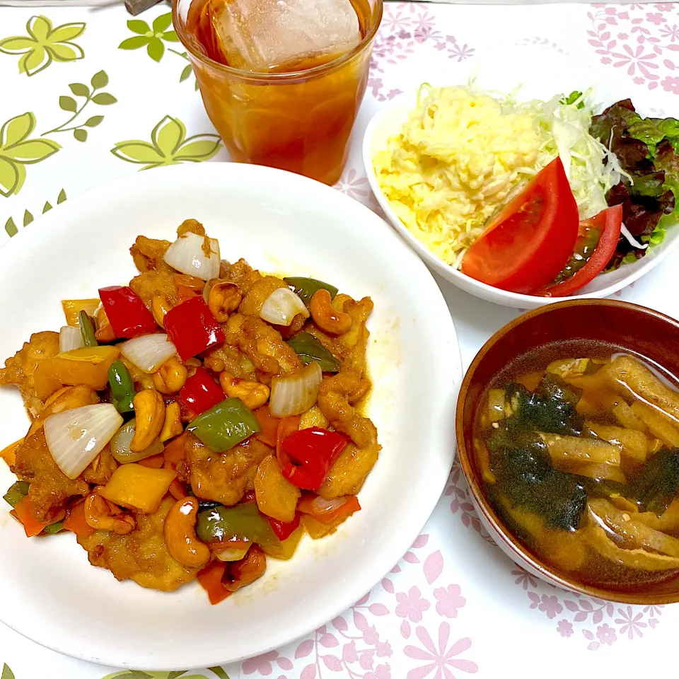 鶏肉とカシューナッツの炒め物|まみっこさん