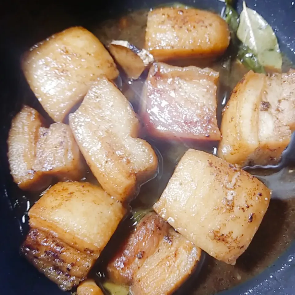 Braised pork belly
豚バラの煮込み|Nikki Gさん