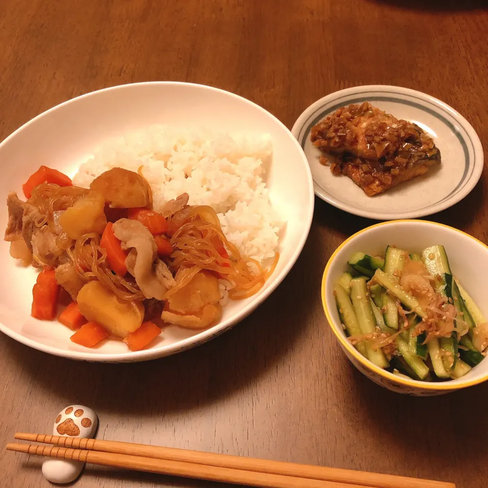 きゅうりとみょうがのなにかと鯖の甘酢タレと味が濃い肉じゃが|薫子さん