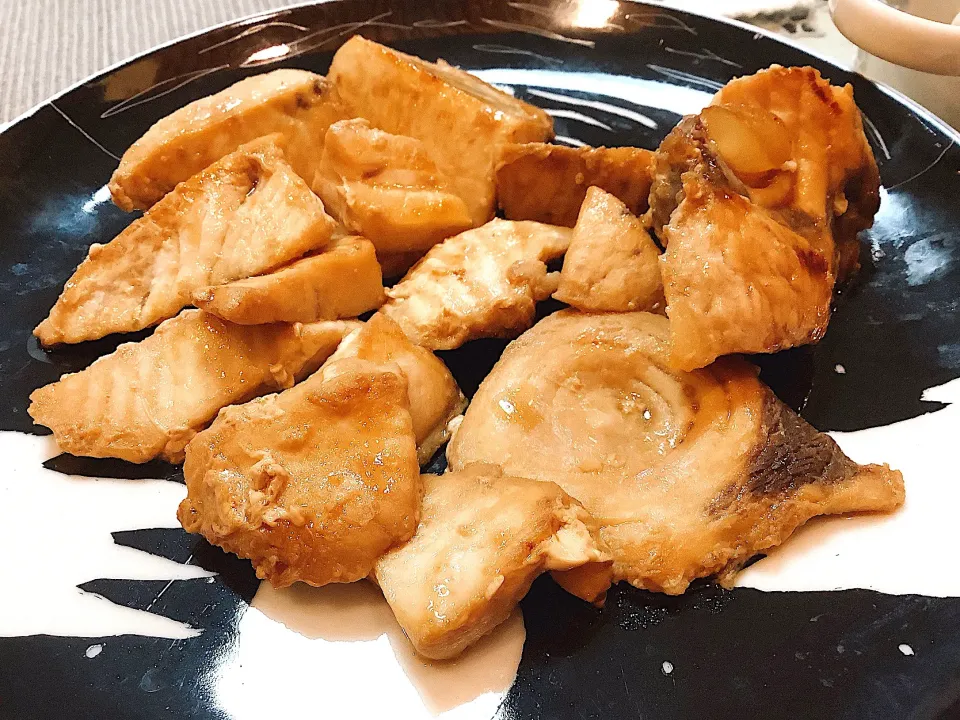 これは美味しい😋🐟メカジキのニンニク焼き|アライさんさん