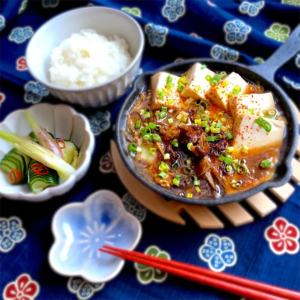 本日のランチ〜牛しぐれ煮のリメイクですき焼き風たまごとじ🍳|Naoさん