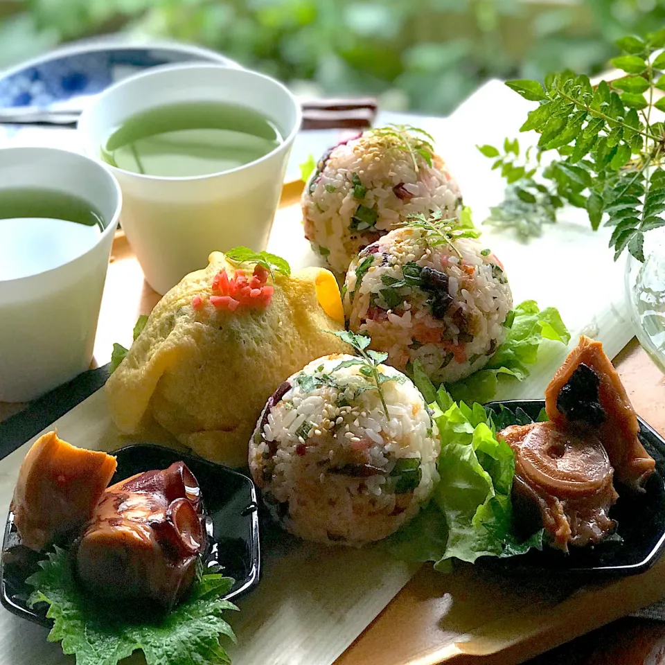 たこ焼き風味のおむすびころりん|シュトママさん