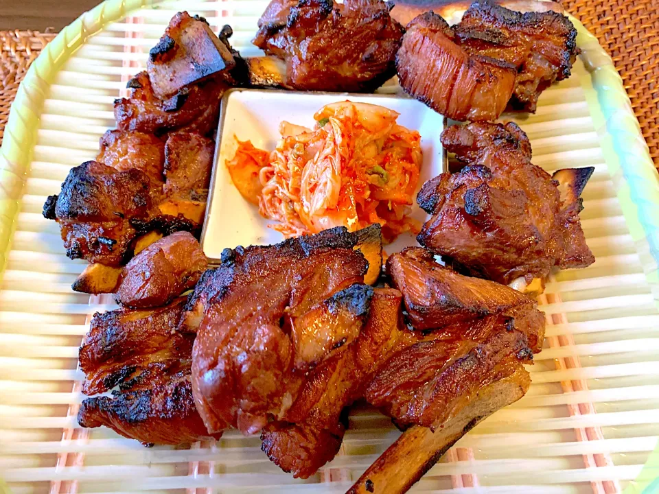 Snapdishの料理写真:Grilled BBQ pork ribs|Leslie Shikeさん