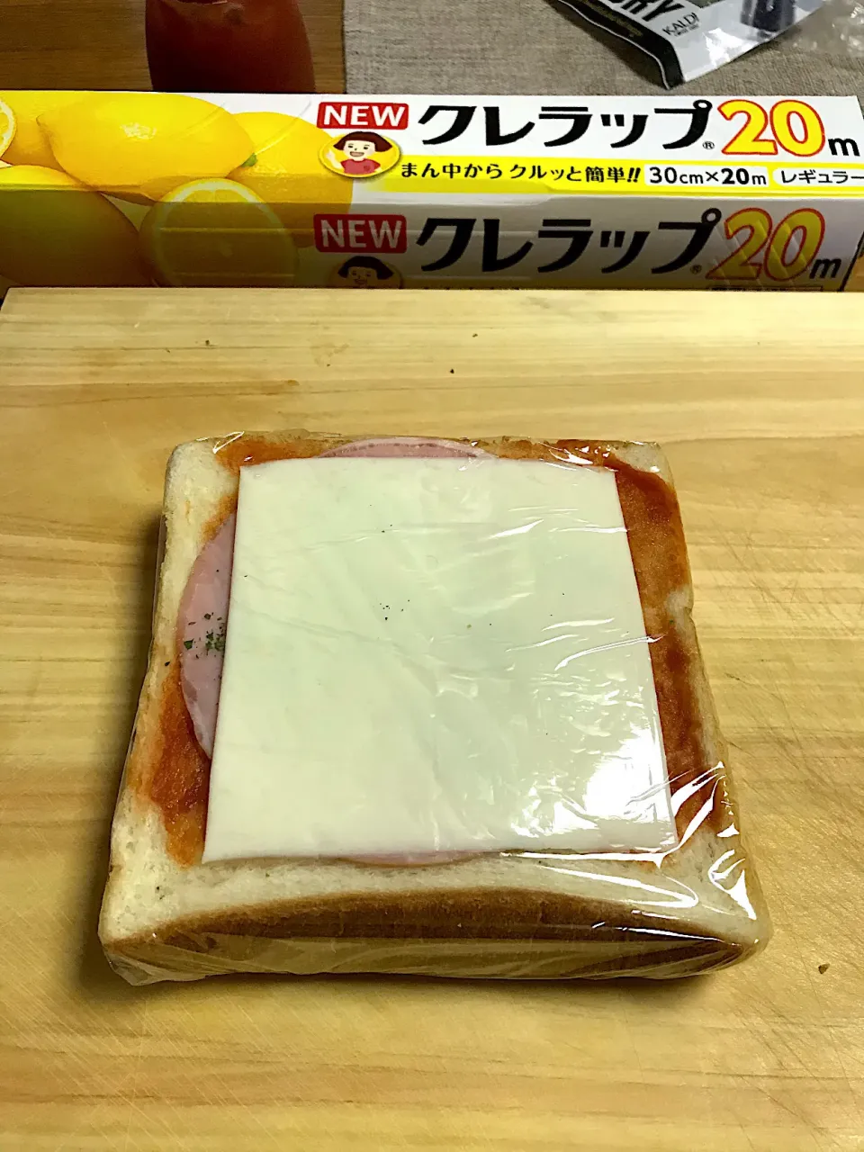 Snapdishの料理写真:パンの端っこモーニング🥪おまけ　#実験料理|morimi32さん