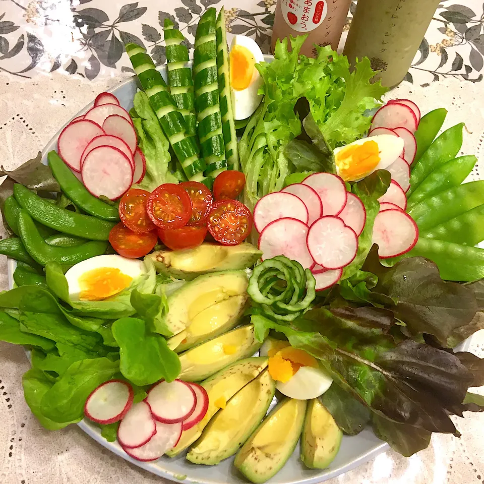 フレッシュなお野菜😍今夜は たっぷり食べよ〜〜😘🥒🥑🥬🥦🥕|paaruさん