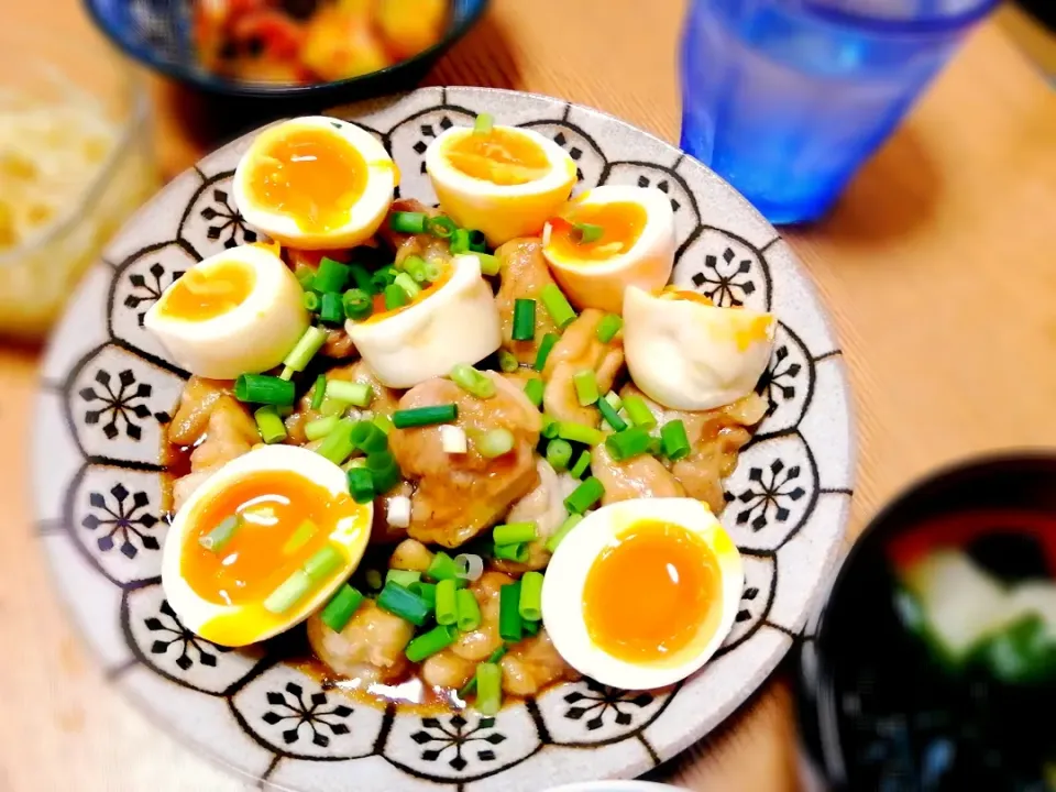 鶏ももと半熟卵の甘辛煮|いちみさん