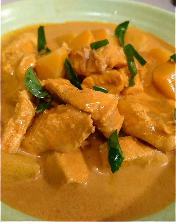 Chicken Curry with Potato & Coconut Milk|Harlina  (Malaysia)さん