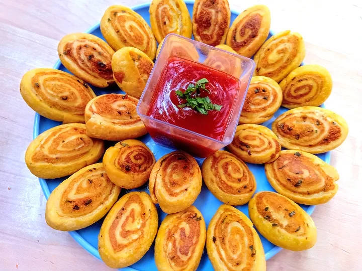 Snapdishの料理写真:Potato Pinwheel...easy snack recipe
plz visit my YouTube channel 😊|Food philicさん