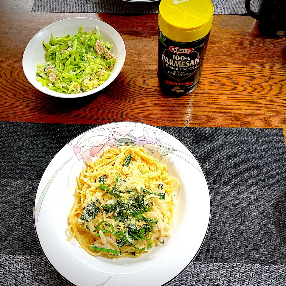 Snapdishの料理写真:明太子とほうれん草のクリームパスタ|yakinasuさん