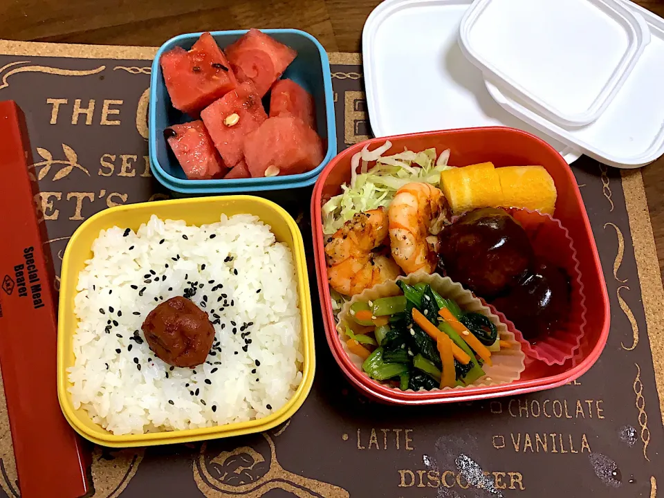 Snapdishの料理写真:お弁当🍱　デザート付き🍉　6/15|Mariko Hayashidaさん